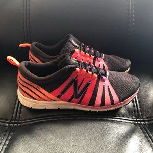 New Balance 811 Fantom Tape Cross Training Shoe Womens Size 10